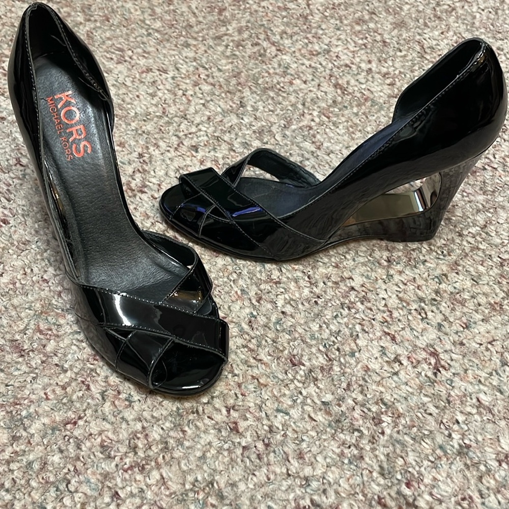 Michael kors patent open wedge heels - NEW
